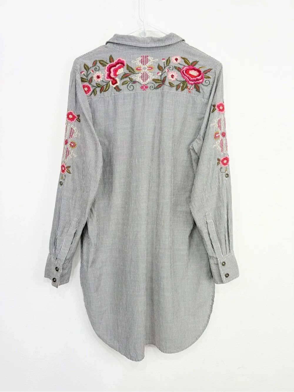 Kyla Sol Gray White Pinstripe Embroidered Floral Button Up Roll Sleeve Shirt